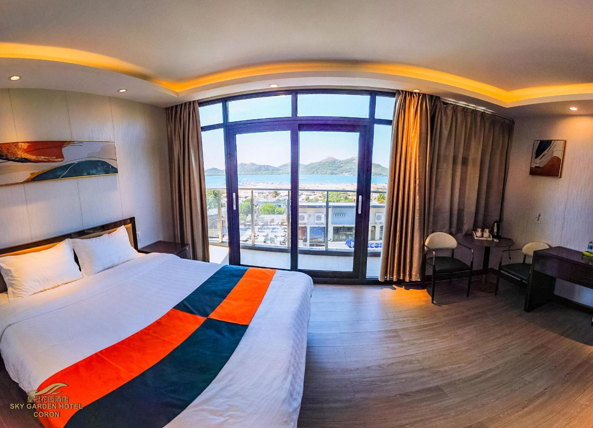 Sky Garden Hotel โกรอน ภายนอก รูปภาพ