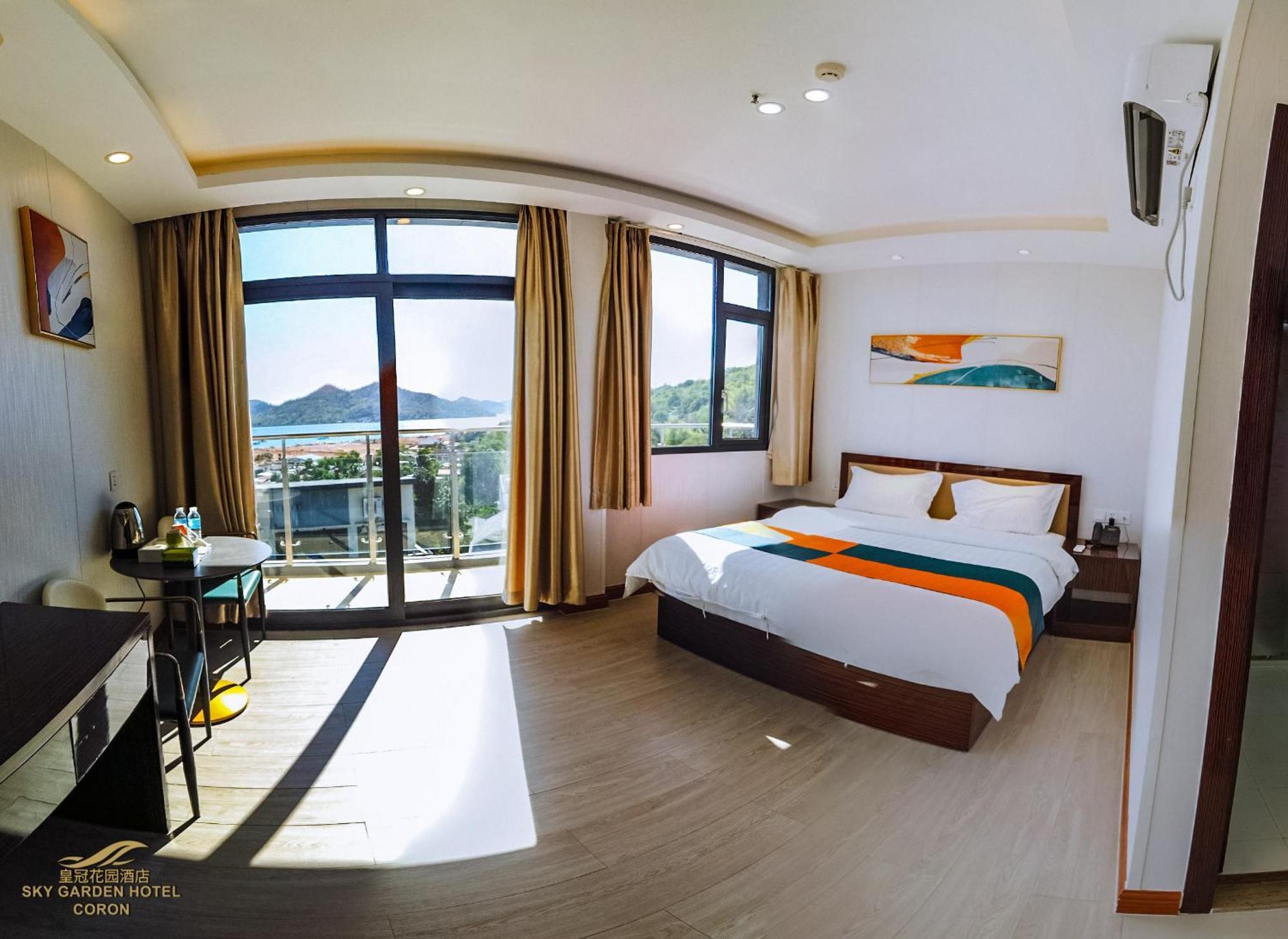 Sky Garden Hotel โกรอน ภายนอก รูปภาพ